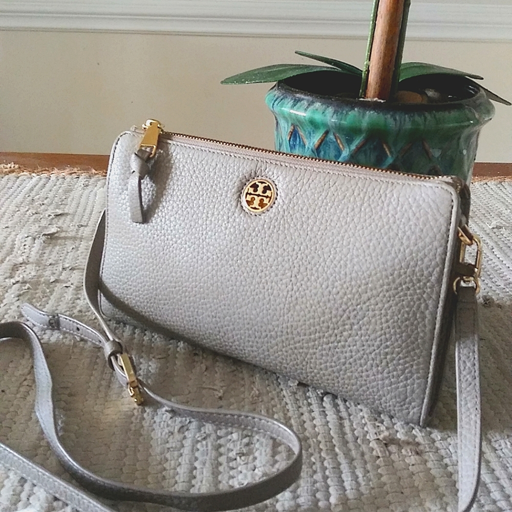 🌹EUC-Tory Burch Robinson wallet/bag